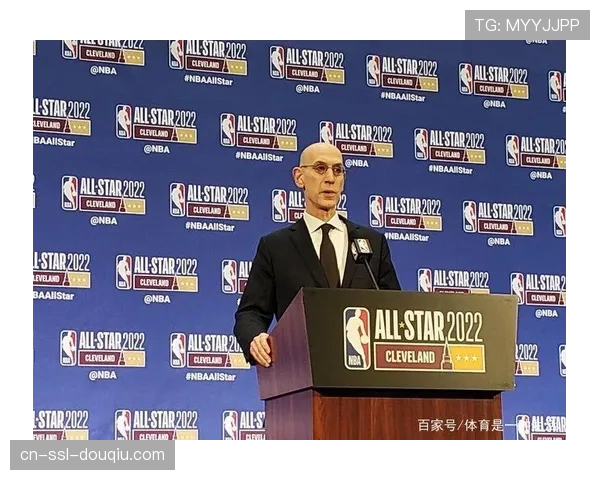 萧华谈及未来赛制：不排除增设季中锦标赛的可能性